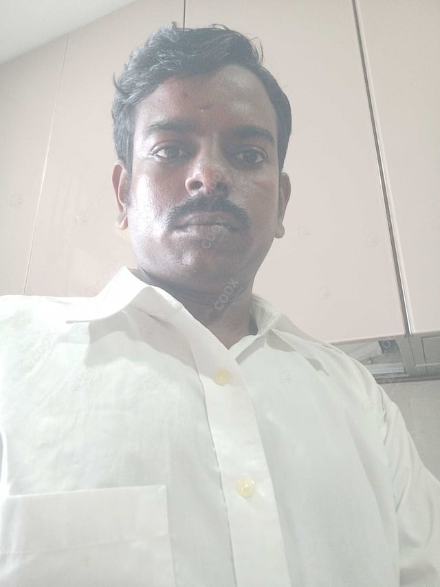 Chef from COOX at bookings. Professional cooks chefs at home