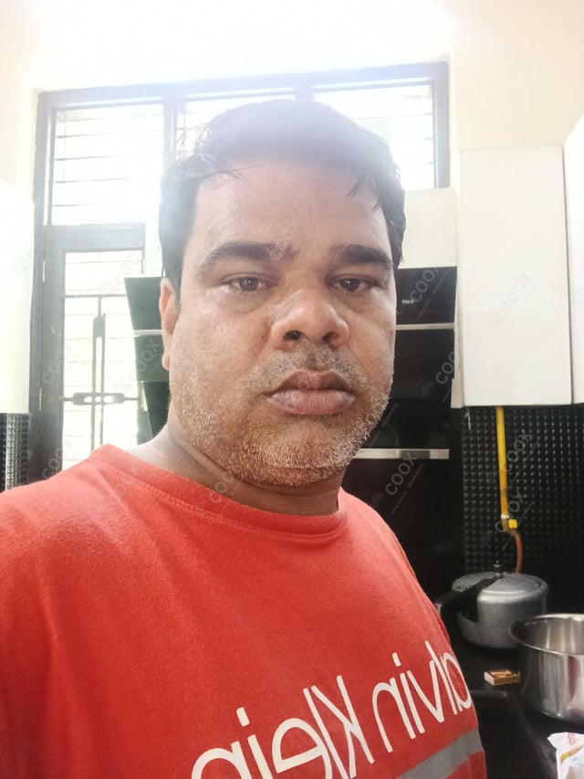 Chef from COOX at bookings. Professional cooks chefs at home