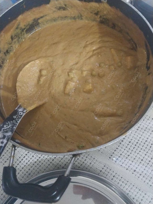 Delicious Matar Paneer prepared by COOX