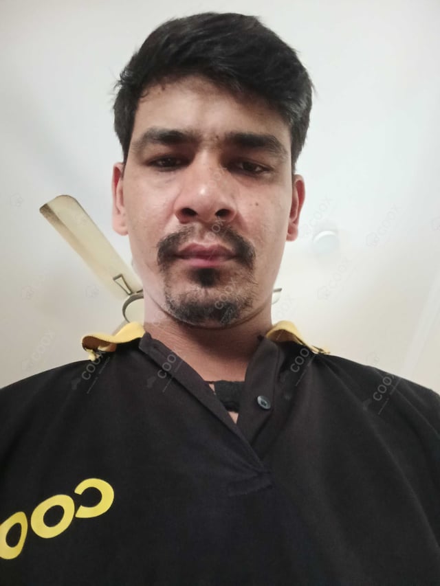 Chef from COOX at bookings. Professional cooks chefs at home
