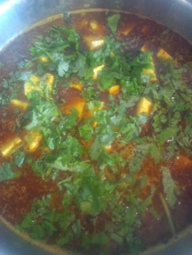 Delicious Matar Paneer prepared by COOX