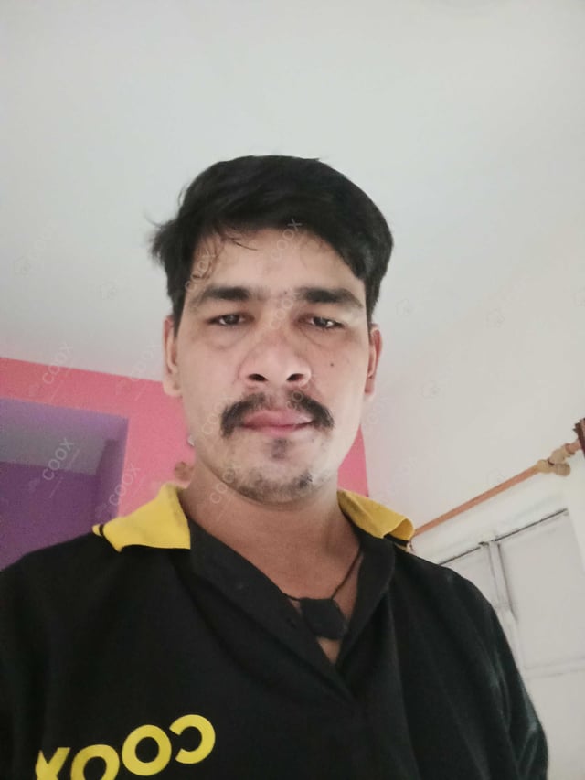 Chef from COOX at bookings. Professional cooks chefs at home