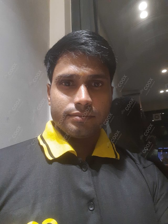 Chef from COOX at bookings. Professional cooks chefs at home