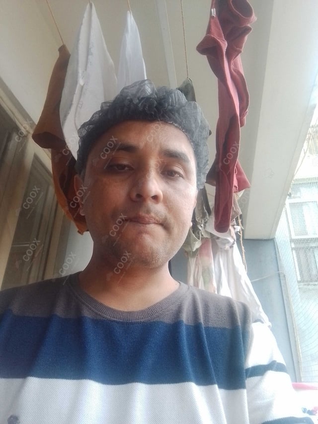 Chef from COOX at bookings. Professional cooks chefs at home