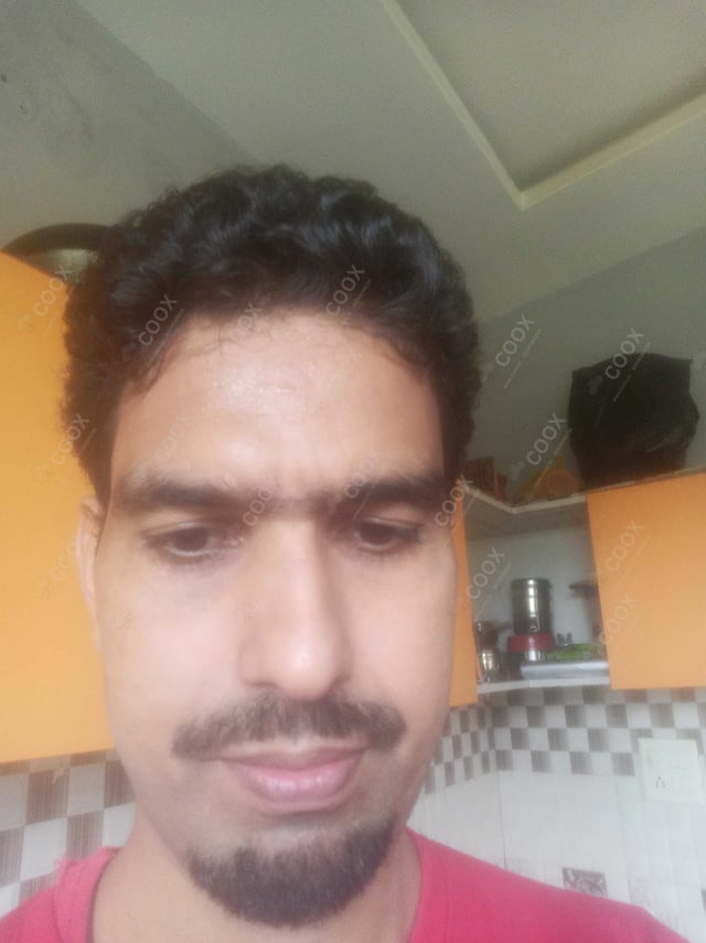 Chef from COOX at bookings. Professional cooks chefs at home