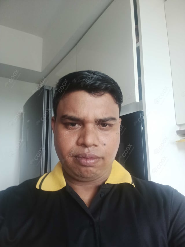 Chef from COOX at bookings. Professional cooks chefs at home