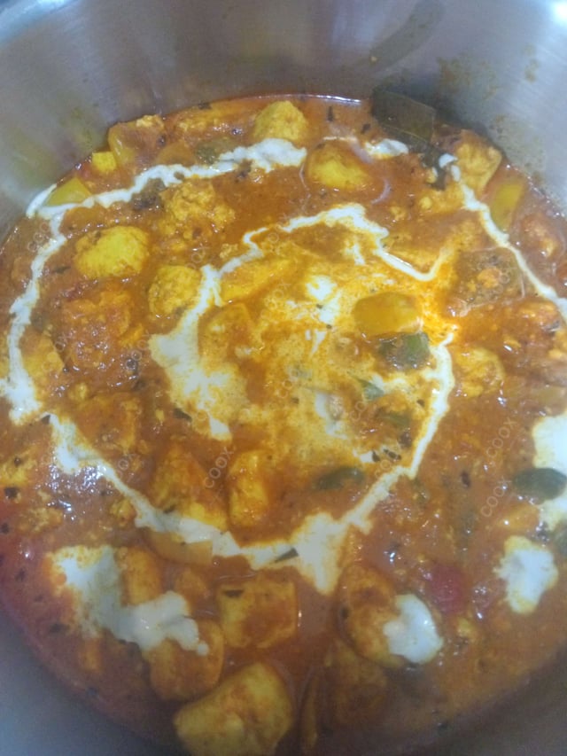 Delicious Kadhai Paneer prepared by COOX