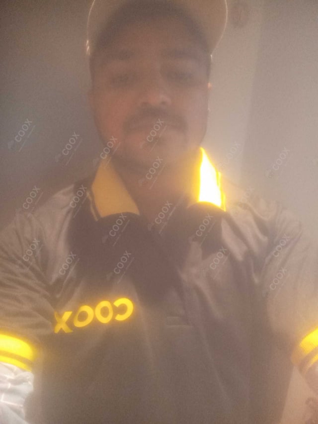 Chef from COOX at bookings. Professional cooks chefs at home