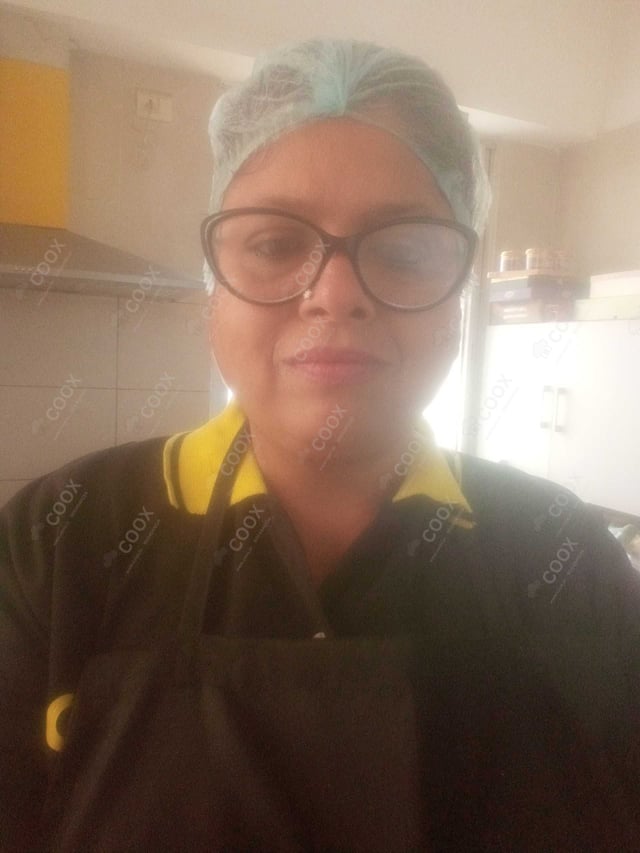 Chef from COOX at bookings. Professional cooks chefs at home