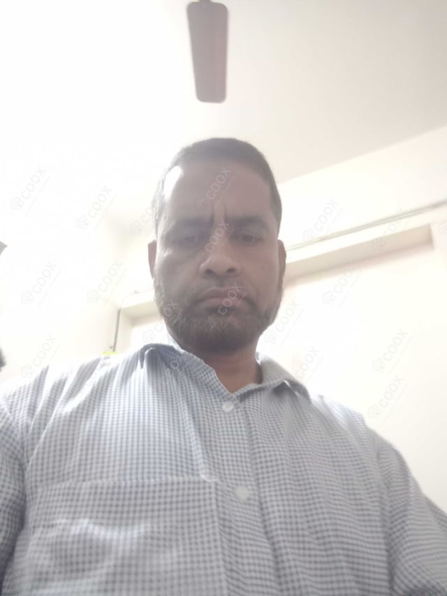 Chef from COOX at bookings. Professional cooks chefs at home