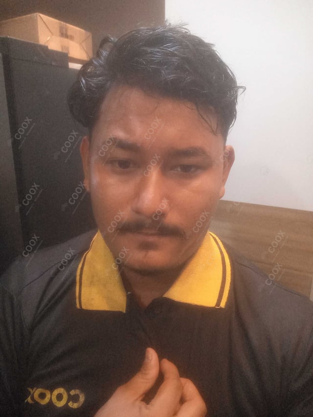 Chef from COOX at bookings. Professional cooks chefs at home