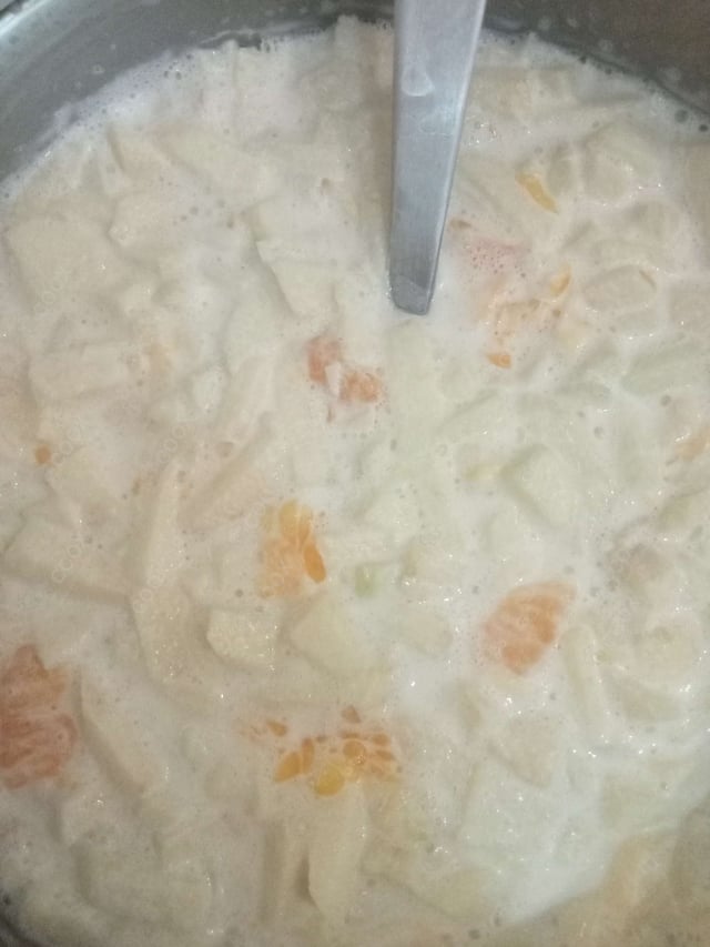 Delicious Fruit Cream prepared by COOX