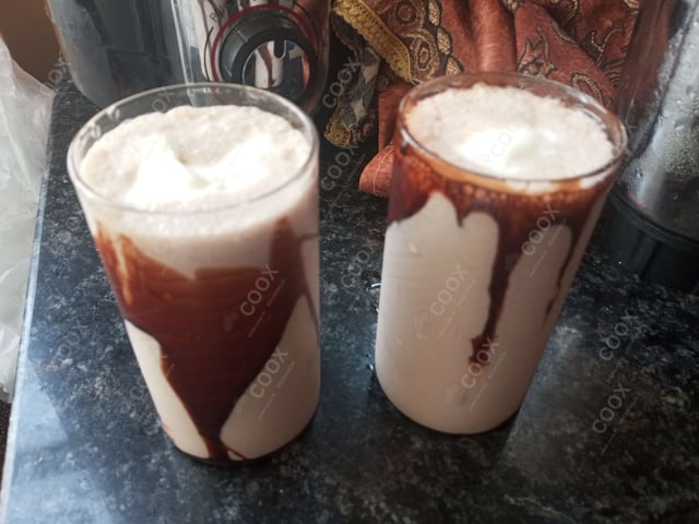 Delicious Chocolate Milkshake prepared by COOX