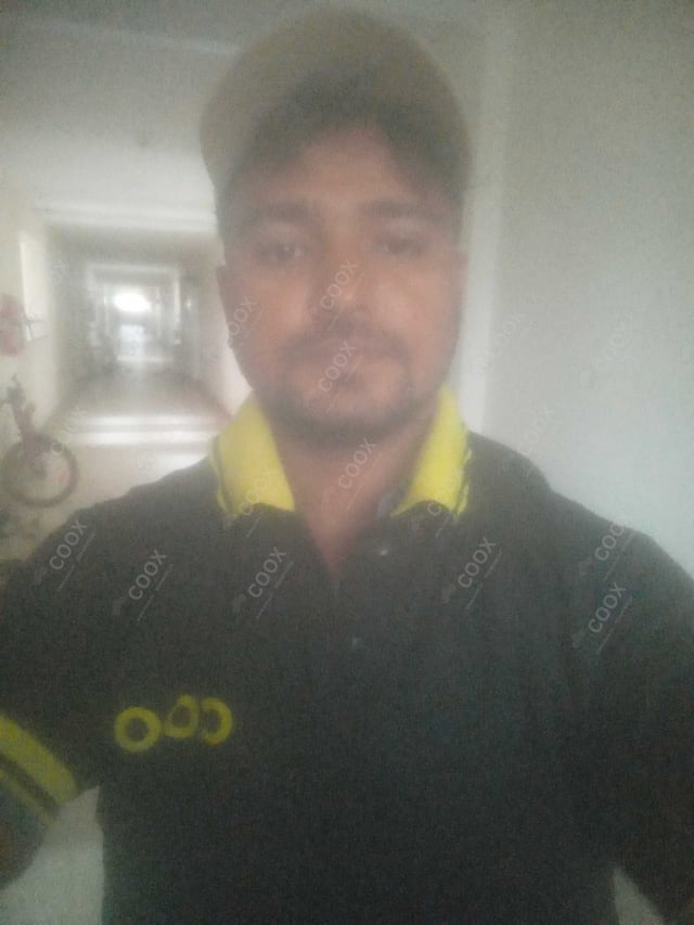 Chef from COOX at bookings. Professional cooks chefs at home