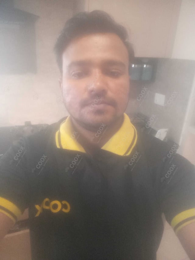 Chef from COOX at bookings. Professional cooks chefs at home