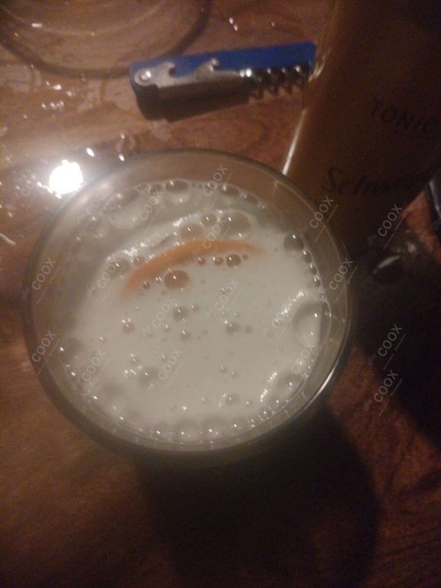 Delicious Gin Sour prepared by COOX