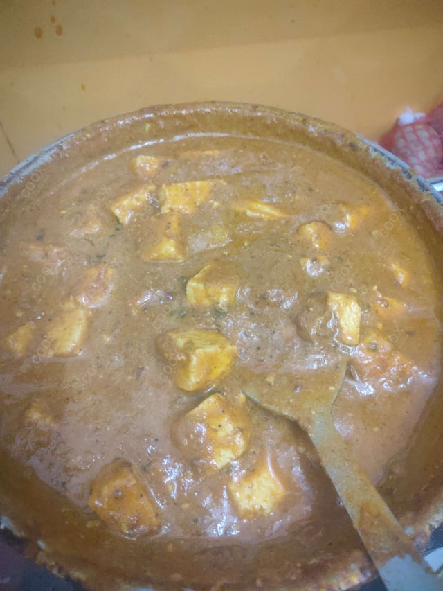 Delicious Paneer Lababdar prepared by COOX