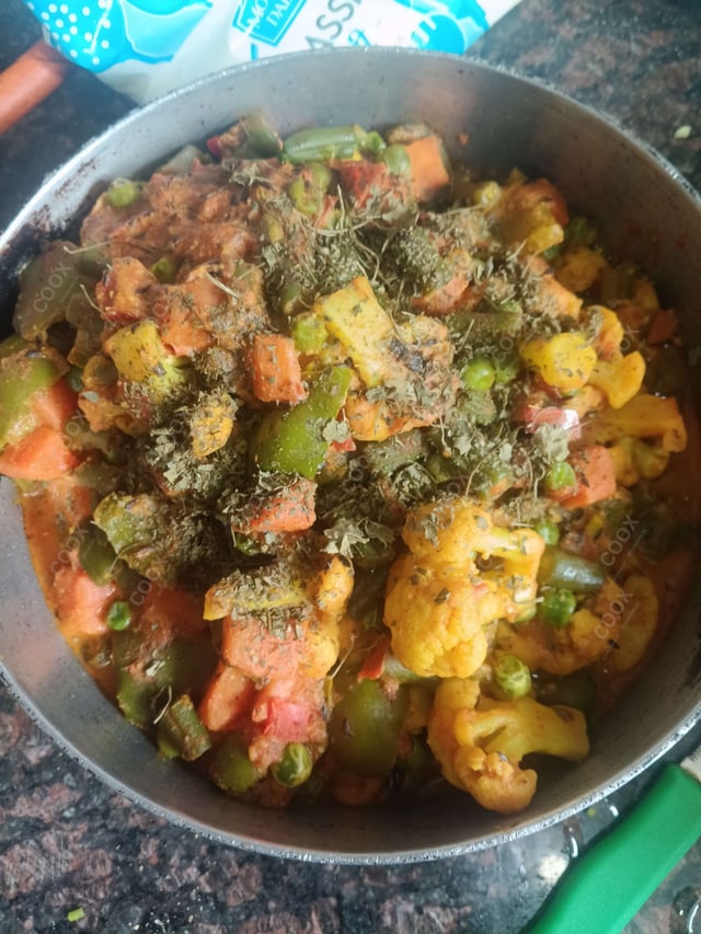 Delicious Mix Veg prepared by COOX