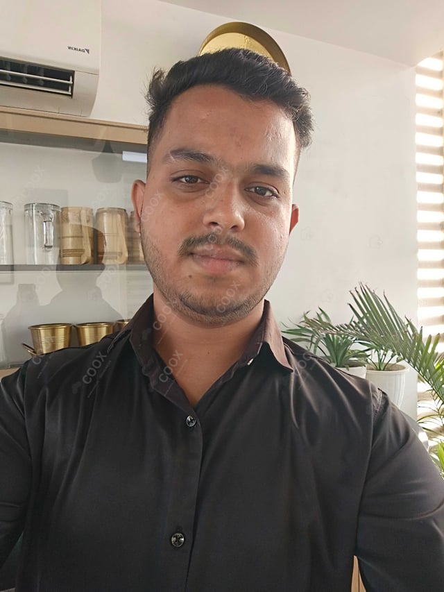 Chef from COOX at bookings. Professional cooks chefs at home