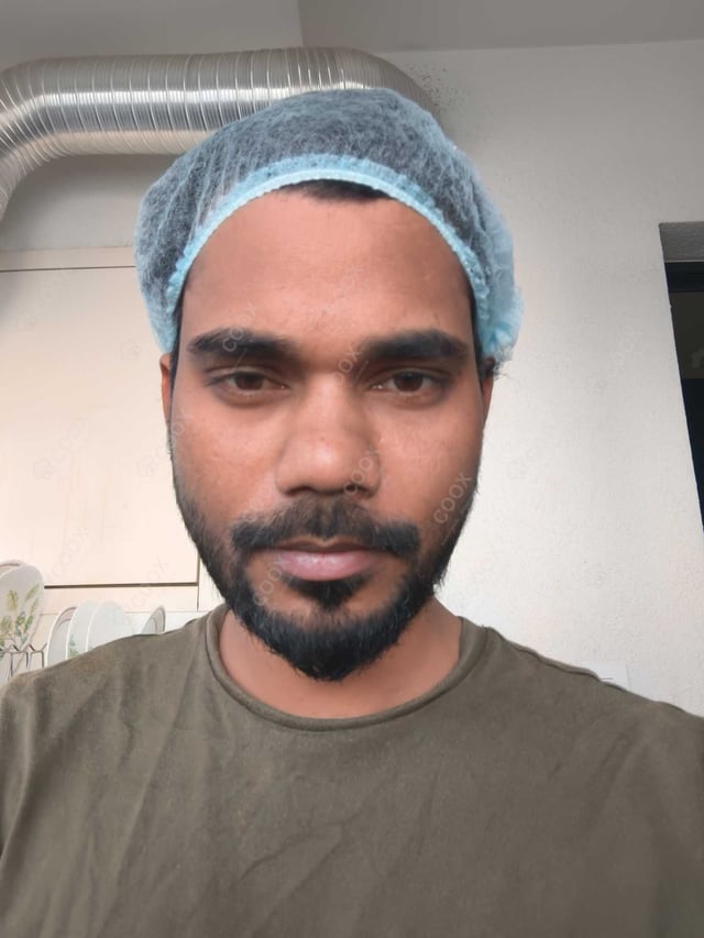 Chef from COOX at bookings. Professional cooks chefs at home