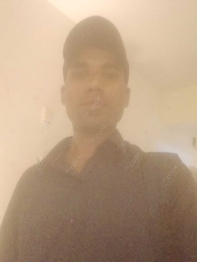 Chef from COOX at bookings. Professional cooks chefs at home