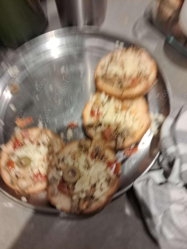 Delicious Tomato Mushroom Bruschetta prepared by COOX