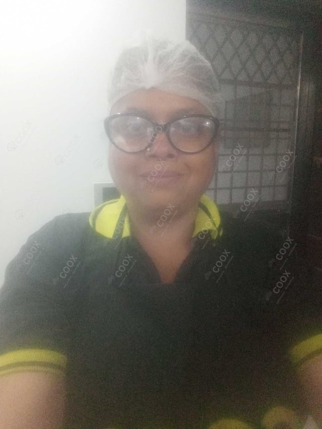 Chef from COOX at bookings. Professional cooks chefs at home