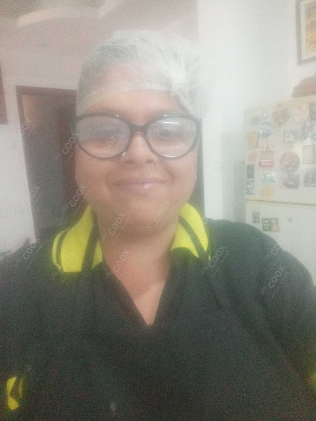 Chef from COOX at bookings. Professional cooks chefs at home