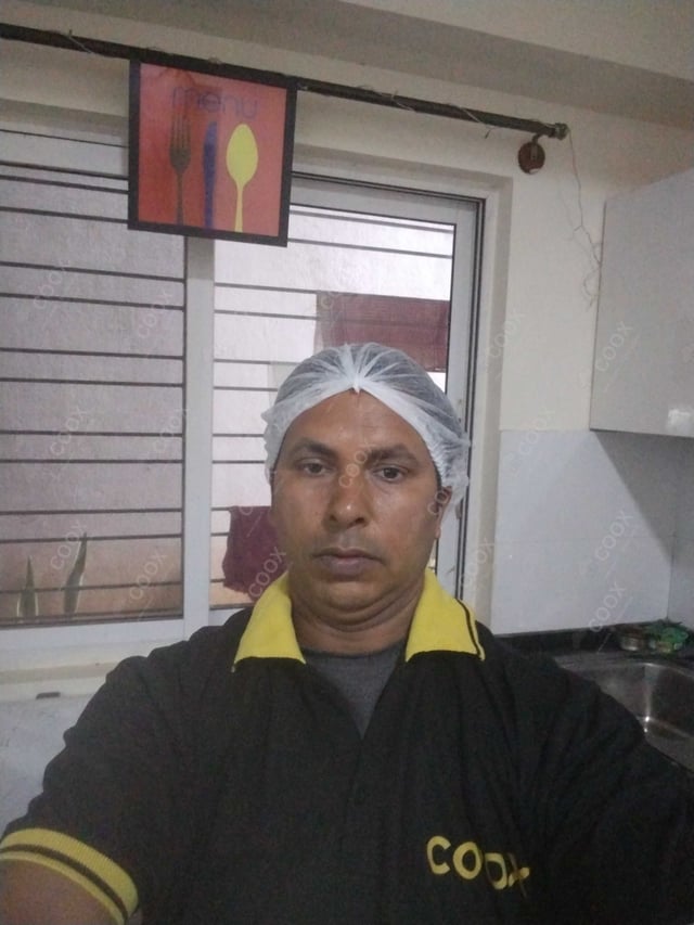 Chef from COOX at bookings. Professional cooks chefs at home