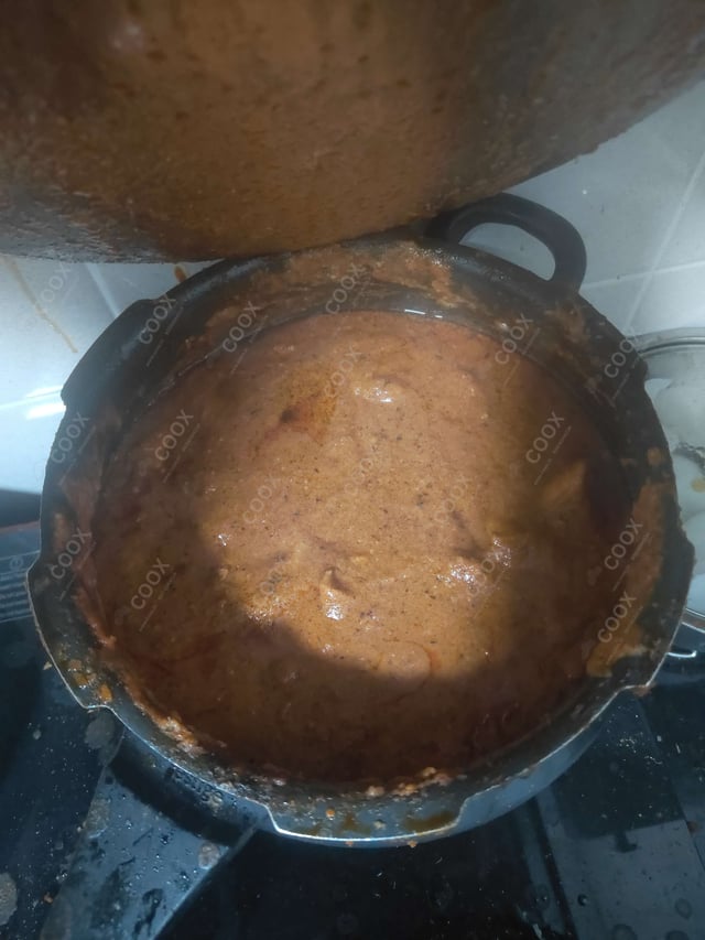 Delicious Butter Chicken prepared by COOX