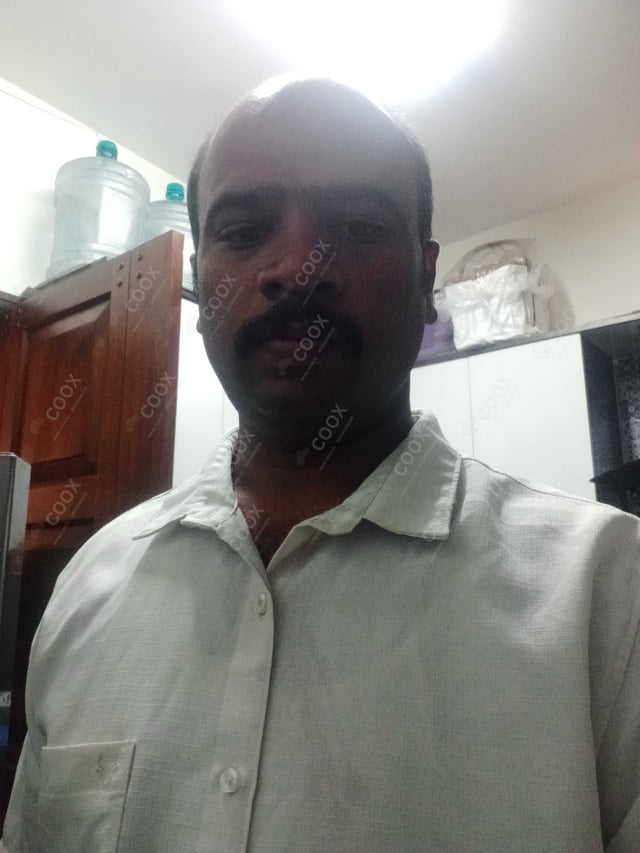 Chef from COOX at bookings. Professional cooks chefs at home