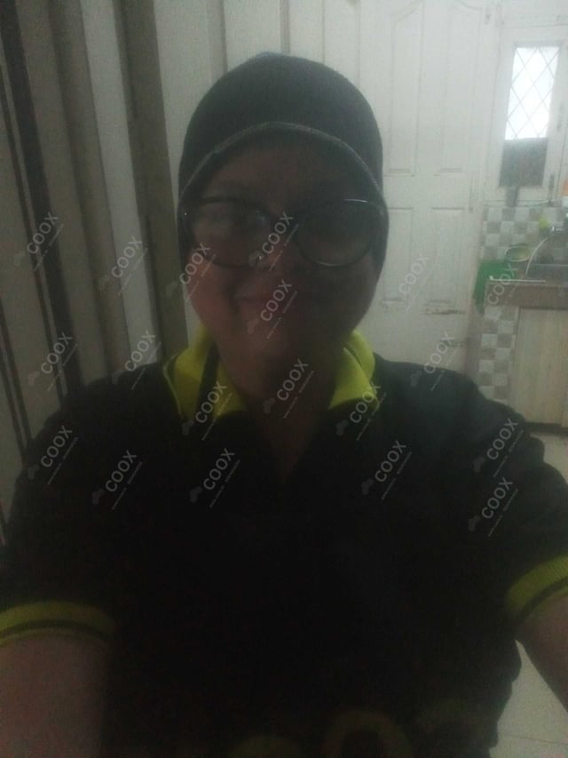 Chef from COOX at bookings. Professional cooks chefs at home