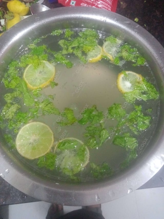 Delicious Virgin Mojito prepared by COOX