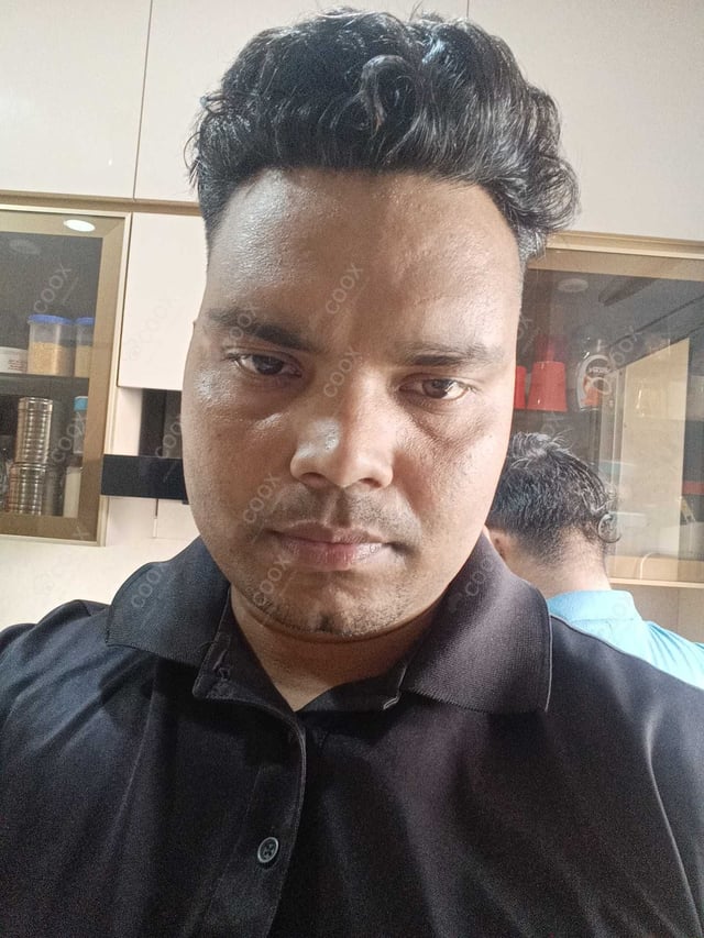 Chef from COOX at bookings. Professional cooks chefs at home