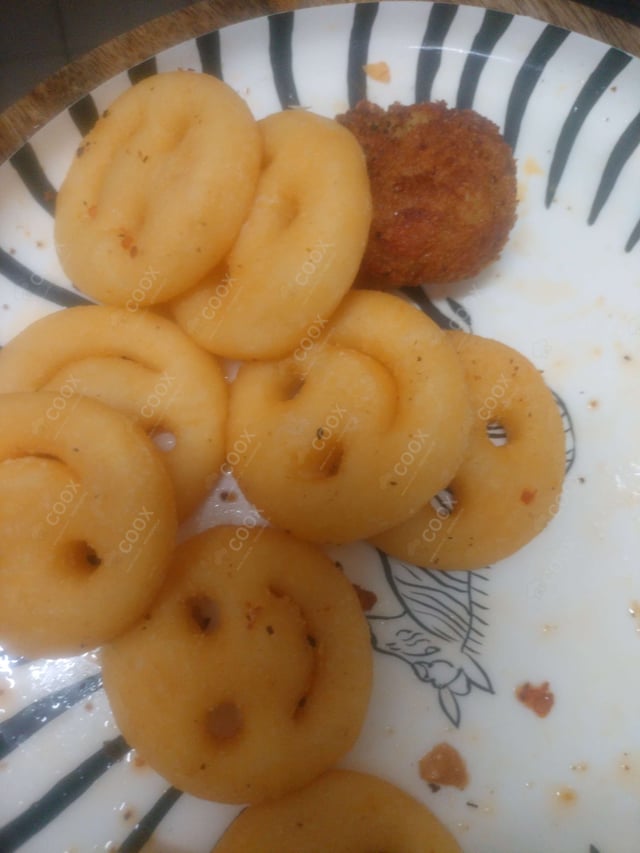 Delicious French Fries prepared by COOX