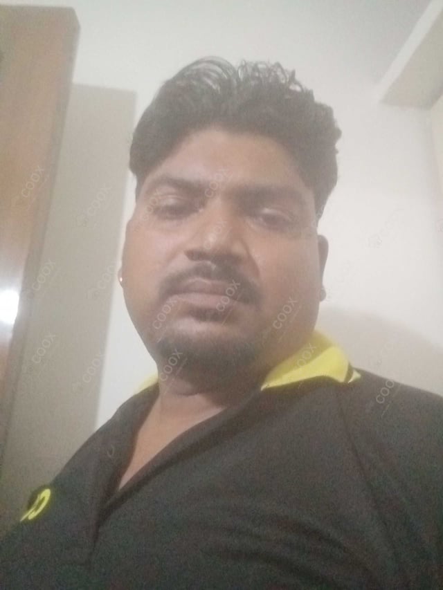 Chef from COOX at bookings. Professional cooks chefs at home