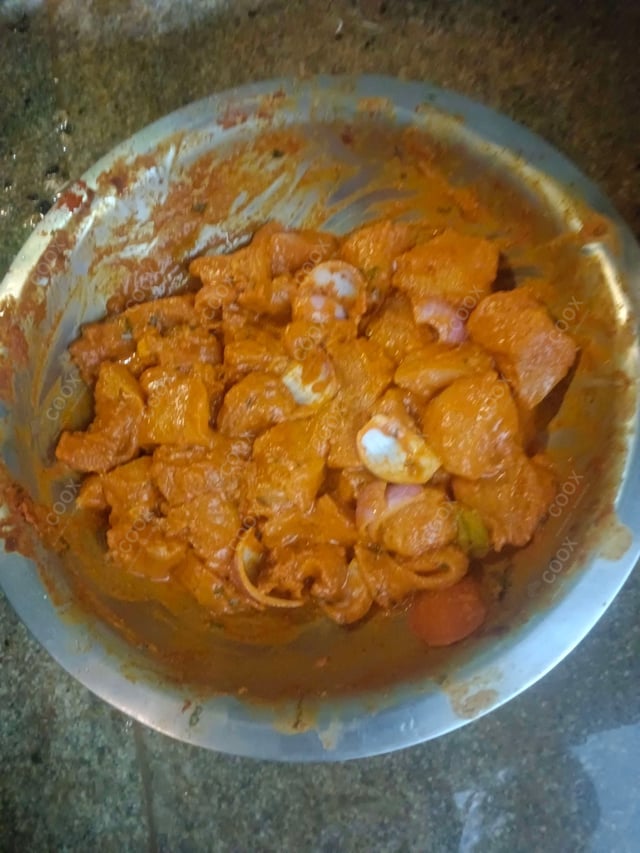 Delicious Murgh Malai Tikka prepared by COOX