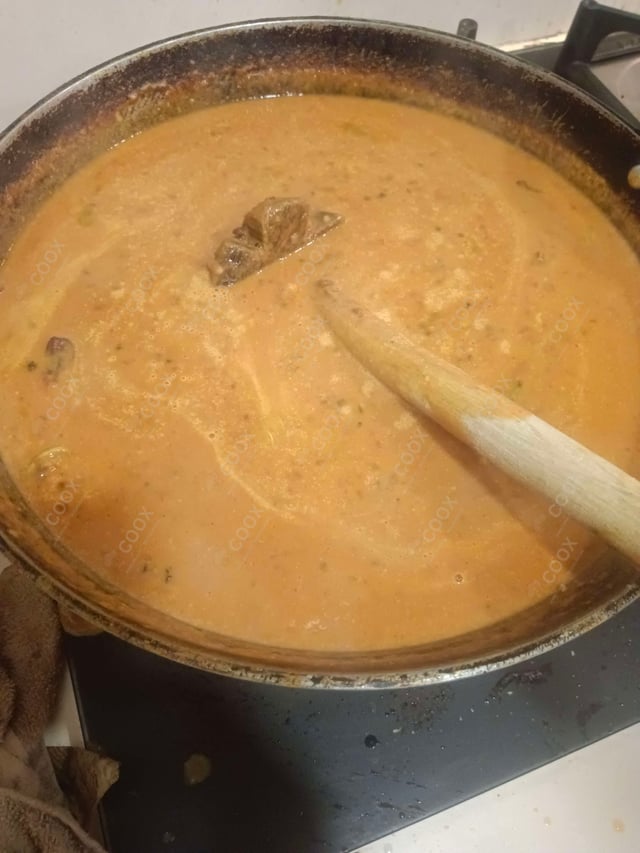 Delicious Dal Makhani prepared by COOX