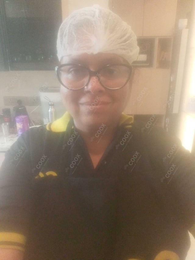 Chef from COOX at bookings. Professional cooks chefs at home