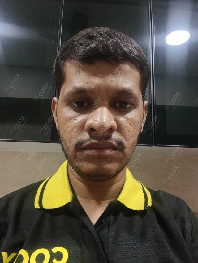 Chef from COOX at bookings. Professional cooks chefs at home