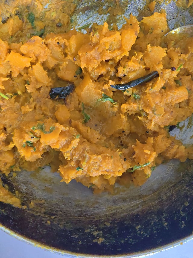 Delicious Kaddu ki Sabzi (Sitafal) prepared by COOX