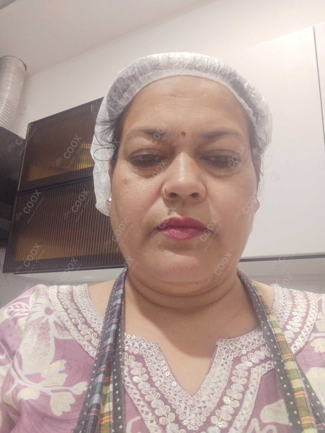 Chef from COOX at bookings. Professional cooks chefs at home