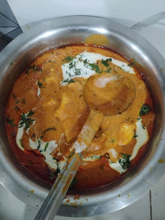 Delicious Paneer Lababdar prepared by COOX