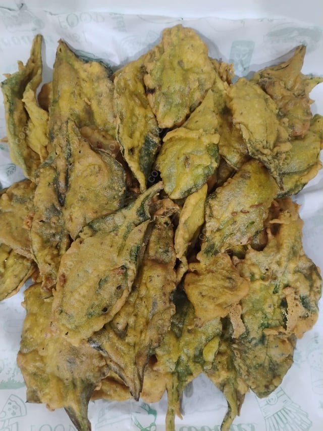 Delicious Palak Patta Chaat prepared by COOX