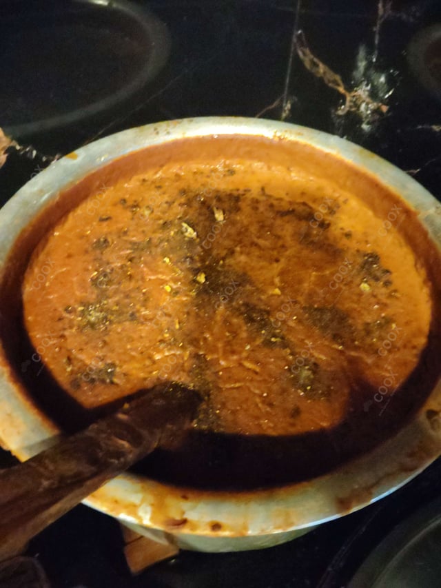 Delicious Dal Makhani prepared by COOX
