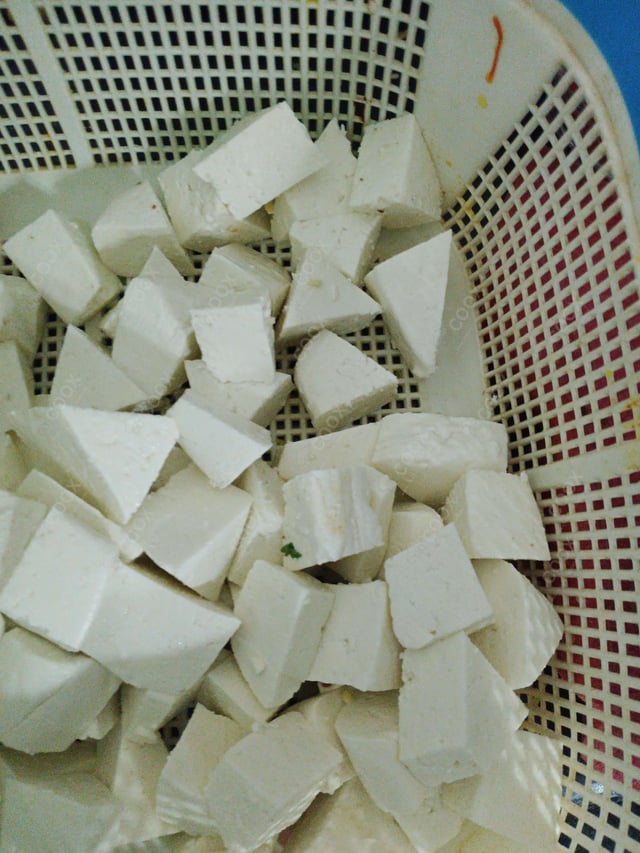 Delicious Mini Samosas prepared by COOX