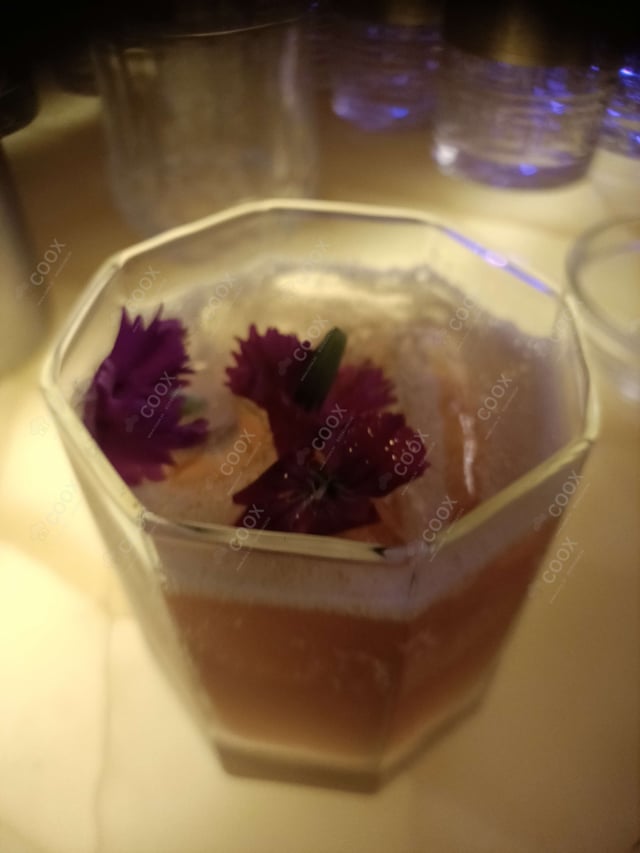 Delicious Gin Sour prepared by COOX