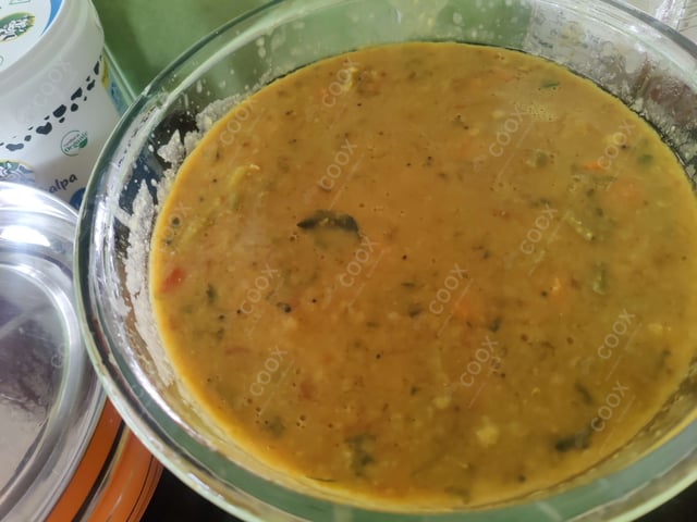 Delicious Idli Sambhar prepared by COOX