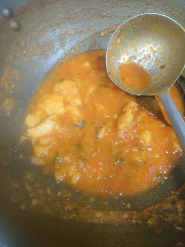 Delicious Aloo Gravy prepared by COOX