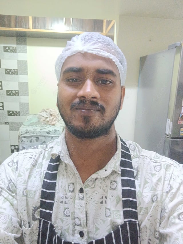 Chef from COOX at bookings. Professional cooks chefs at home